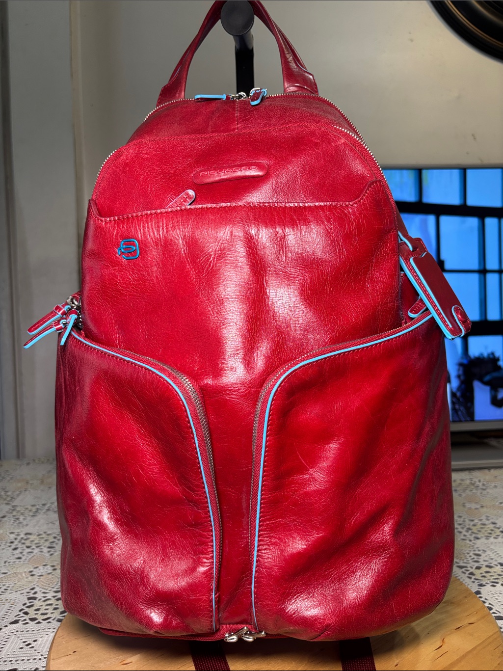 Piquadro Red Burgundy Leather Stylish Men Stile Business Excellent Condition